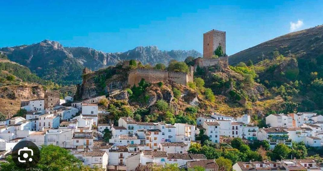 Cazorlasalud Santo Tomé Exteriér fotografie